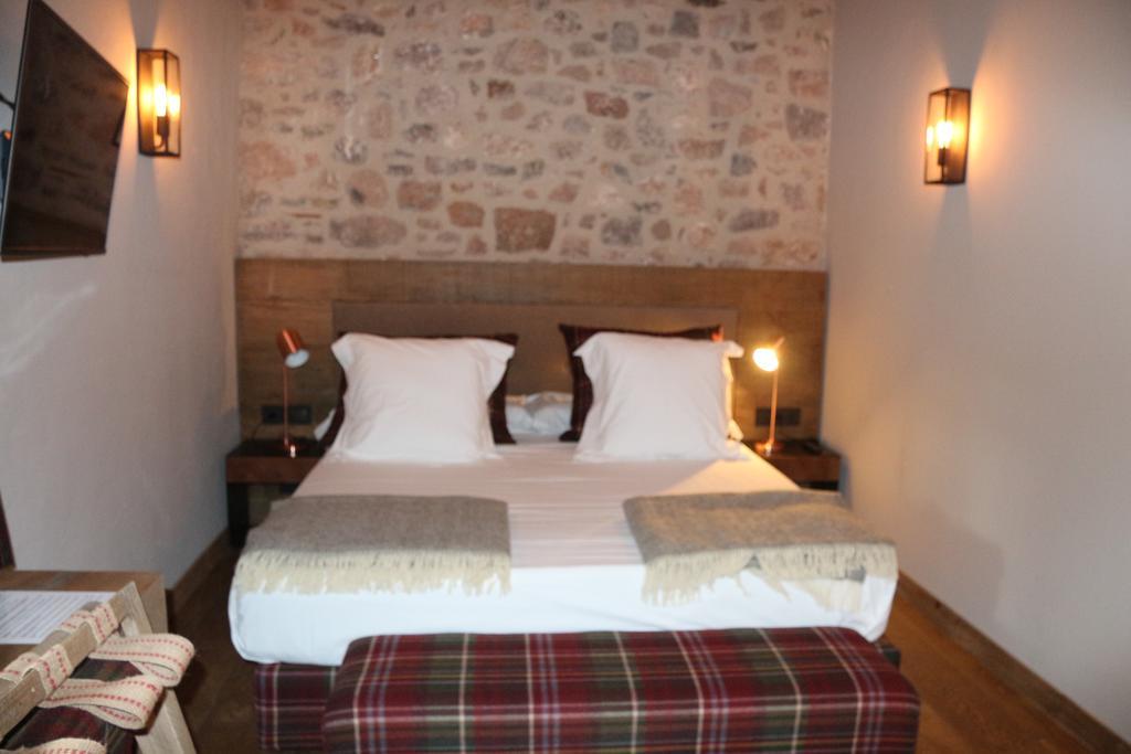 Deluxe Suite,913543540:JPEG